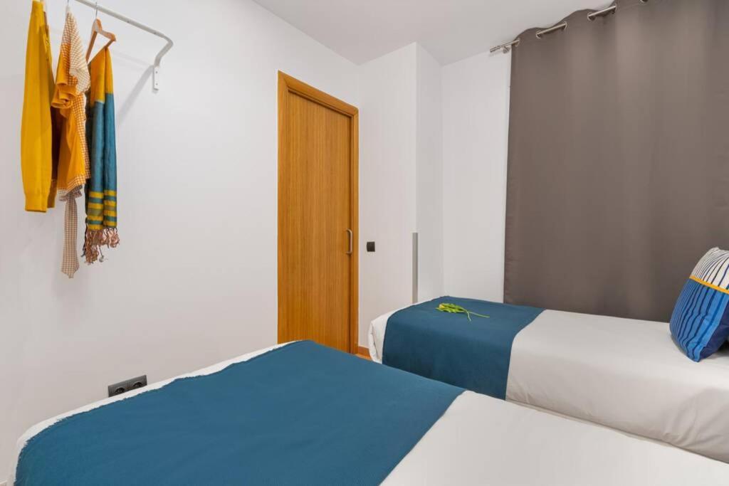 Lodging Apartments Villa De Gracia 2 Bedroom Cozy Apartment Barcelona Exterior foto